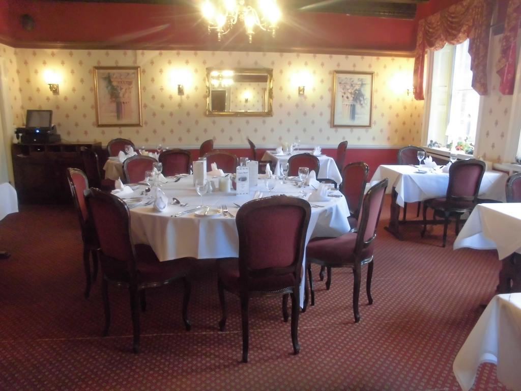 Limes Hotel Needham Market Bagian luar foto